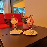 Astoria ホテル